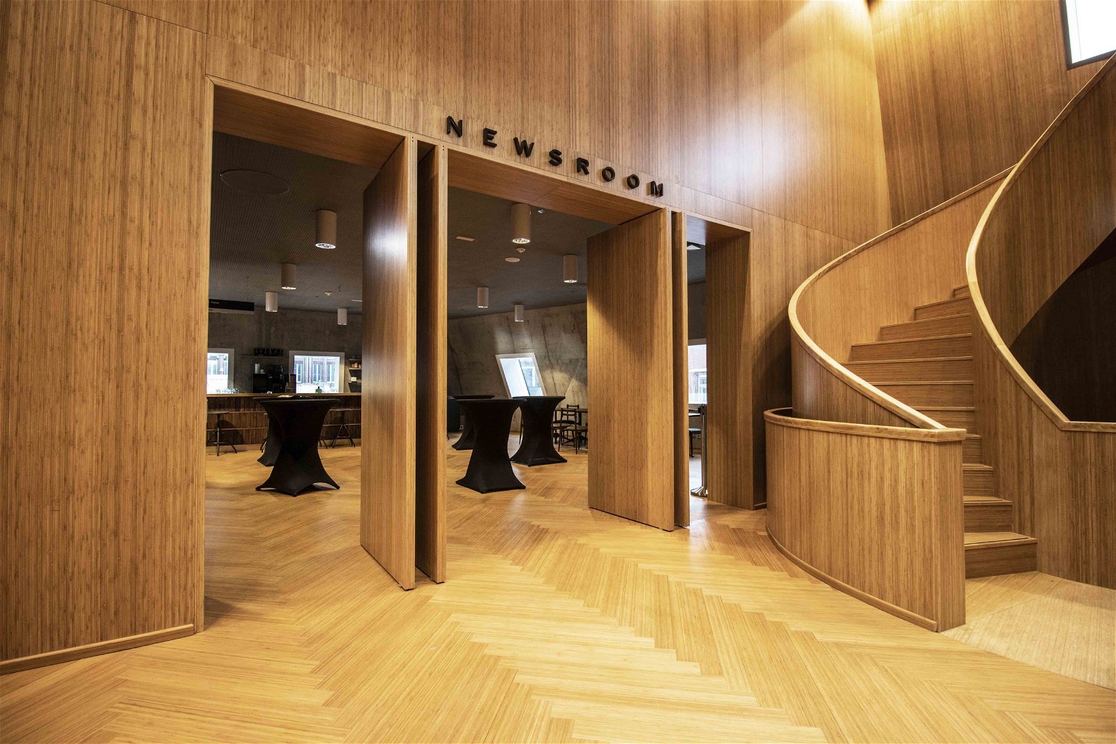 Groninger Forum bamboo pivot doors designed by NL Architects - FritsJurgens pivot hinges Inside.